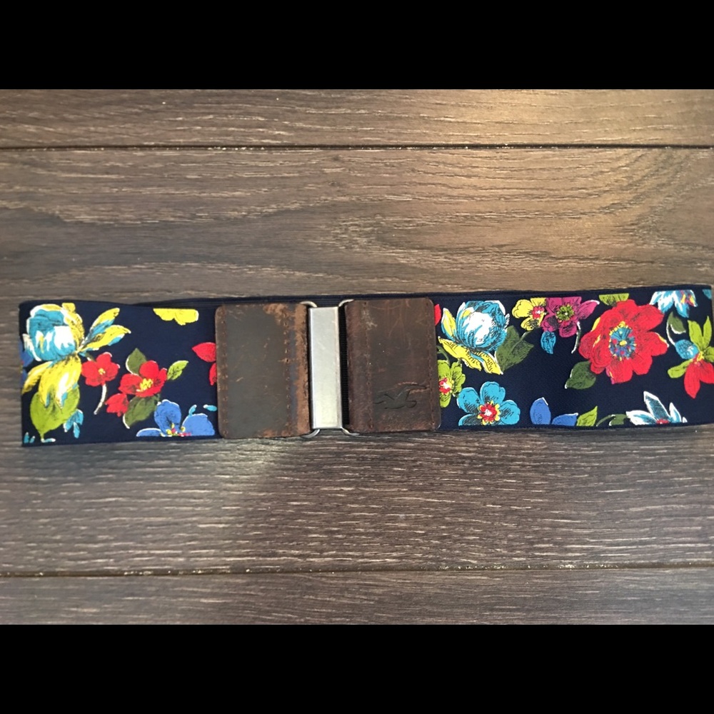Hollister Buckle Belt.